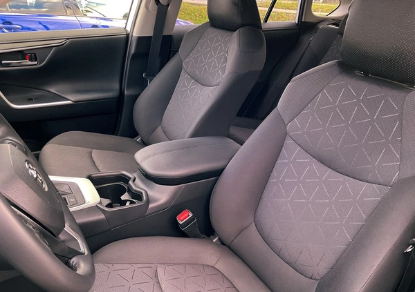 Toyota RAV4 cena 159900 przebieg: 53705, rok produkcji 2021 z Radzyń Chełmiński małe 79